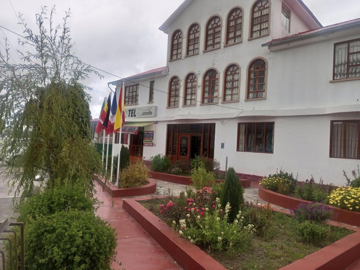 Hotel Summita Yunguyo Bagian luar foto