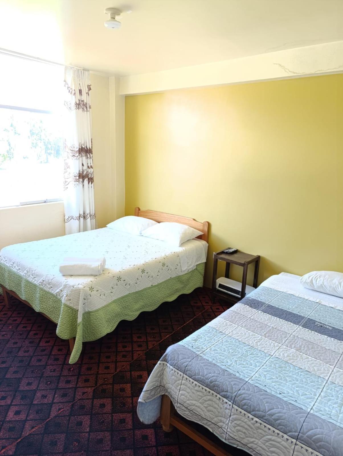 Hotel Summita Yunguyo Bagian luar foto