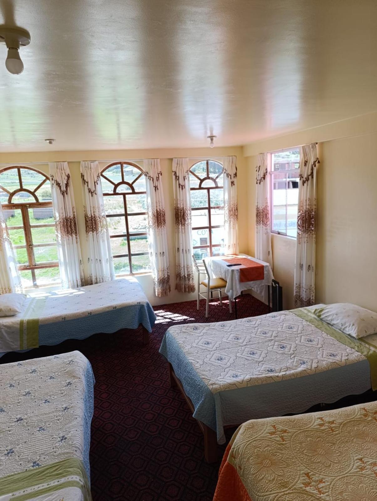 Hotel Summita Yunguyo Bagian luar foto