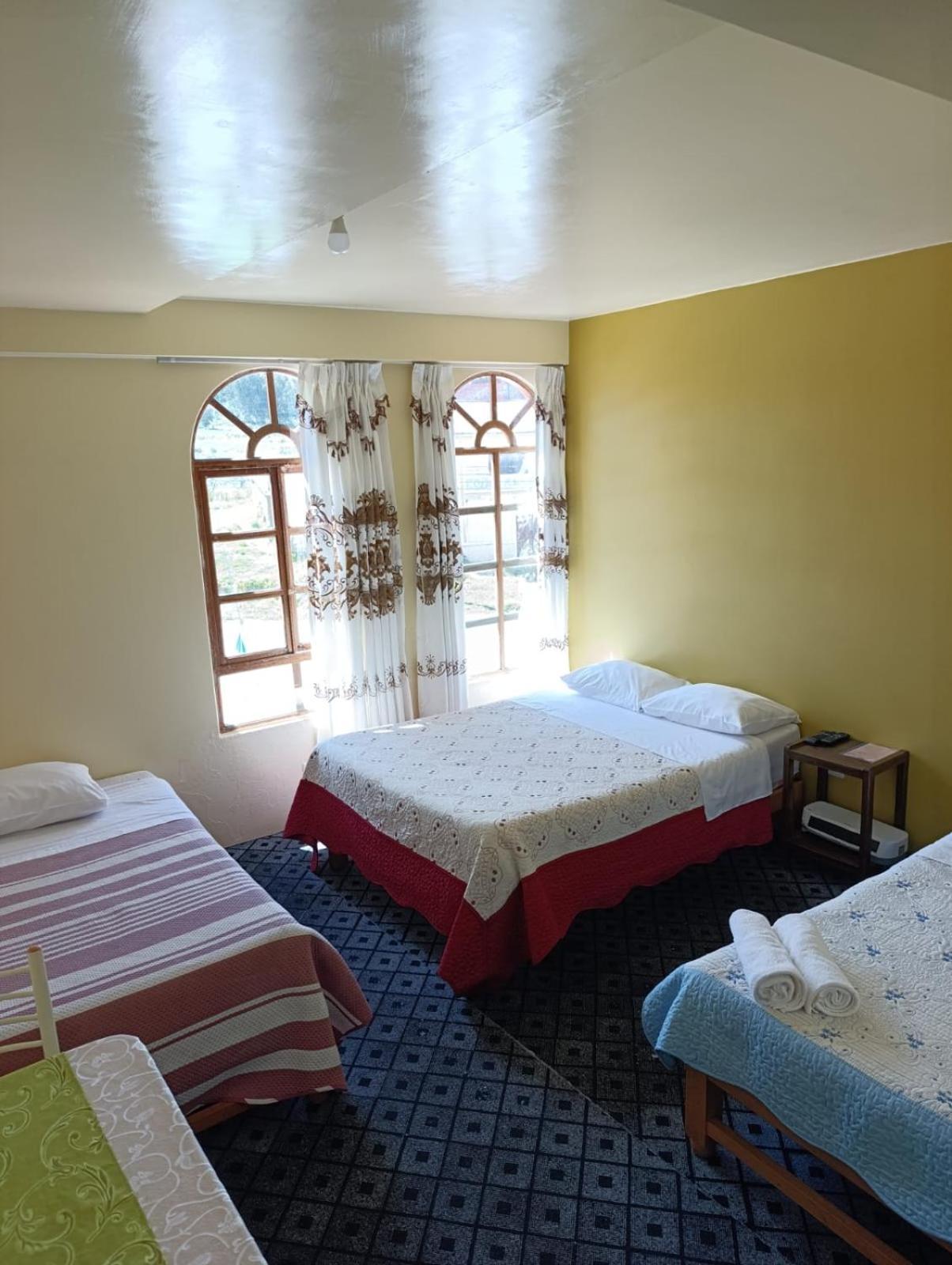 Hotel Summita Yunguyo Bagian luar foto